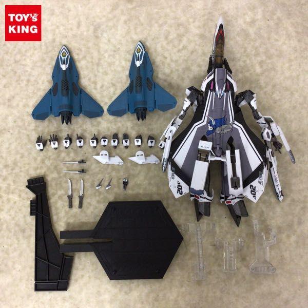 ジャンク BANDAI SPIRITS DX超合金 マクロスΔ VF-31F ジーク